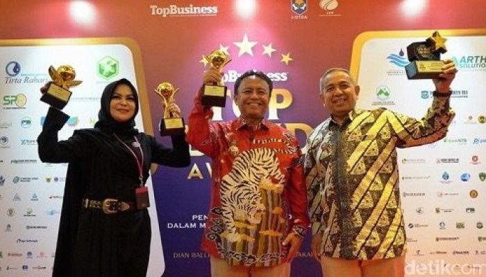 Kabupaten Sumedang Borong Penghargaan Ajang TOP BUMD Award