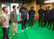 Setelah Salat Jumat Bersama Punggawa Timnas U-16, Menpora Dito dan Walikota Solo Berikan Motivasi