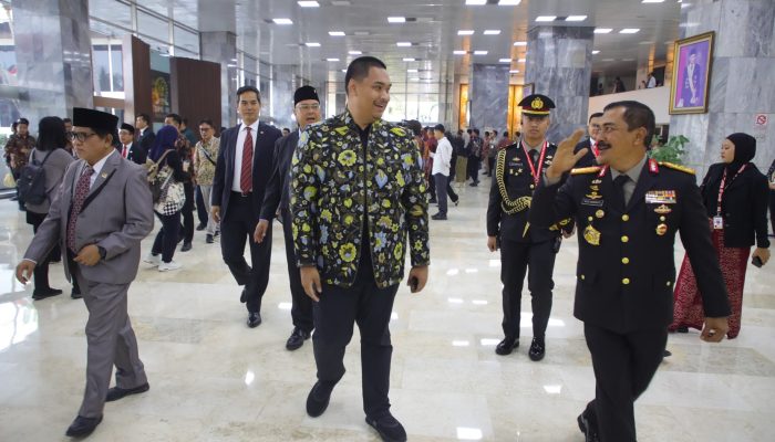 Pidato Kenegaraan Jokowi: Kemajuan Ekonomi, Penurunan Kemiskinan, dan Target APBN 2025