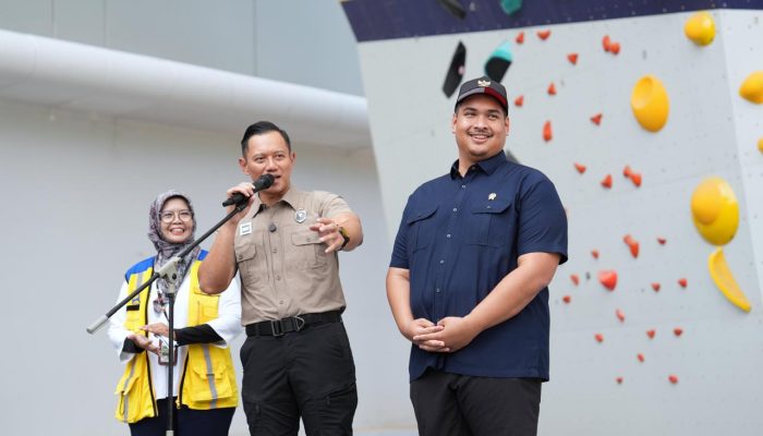 Pastikan Pembangunan Sesuai Target Menpora Dito dan Menko AHY Tinjau Cibubur Youth Elite Sport Center