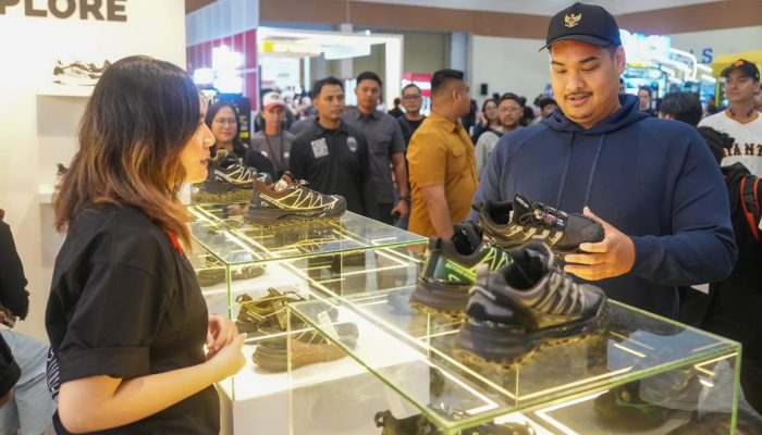 Kunjungi Jakarta Sneaker Day  Menpora Dito Apresiasi Inaspro Sport Complex Kembangkan Industri Olahraga Lokal