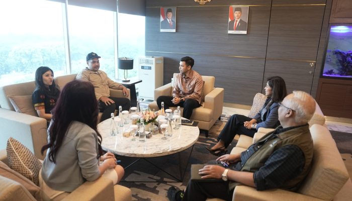 Menpora Dito dan Menkomdigi Meutya Hafid Bahas Kolaborasi Penguatan Pemuda di Era Digital