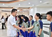 Wamenpora Taufik Hidayat Resmi Lepas Timnas Futsal Putri ke AFC Women’s Futsal Asian Cup 2025