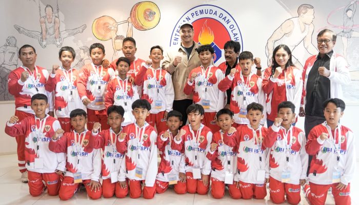 Menpora Dito Lepas dan Dukung Penuh Tim Pelajar BLiSPI di 1900 Cup Barcelona 2025
