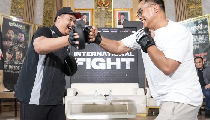Menpora Dito Dukung Penuh Perkembangan MMA Indonesia Lewat One Pride