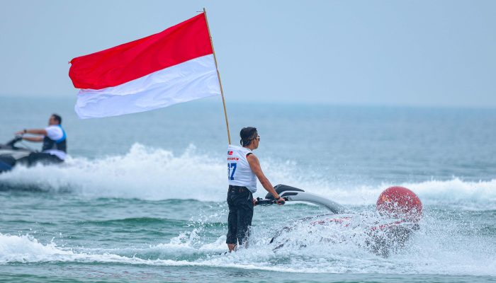 Aksi Seru Jet Ski Hiasi Pantai Bandengan, Jepara Jadi Tuan Rumah Seri Pembuka Aquabike 2025