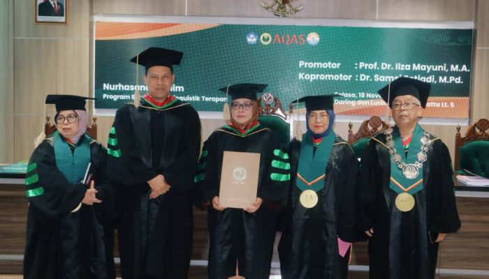 Nurhasanah Halim Paparkan Model Translanguaging Digital dalam Ujian Doktoralnya di Universitas Negeri Jakarta